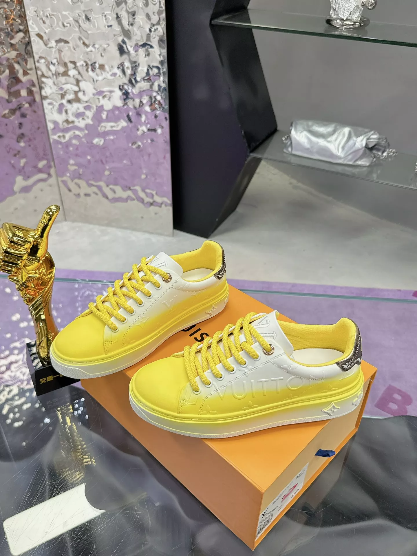 Louis Vuitton Casual Shoes For Women Resilient 8851