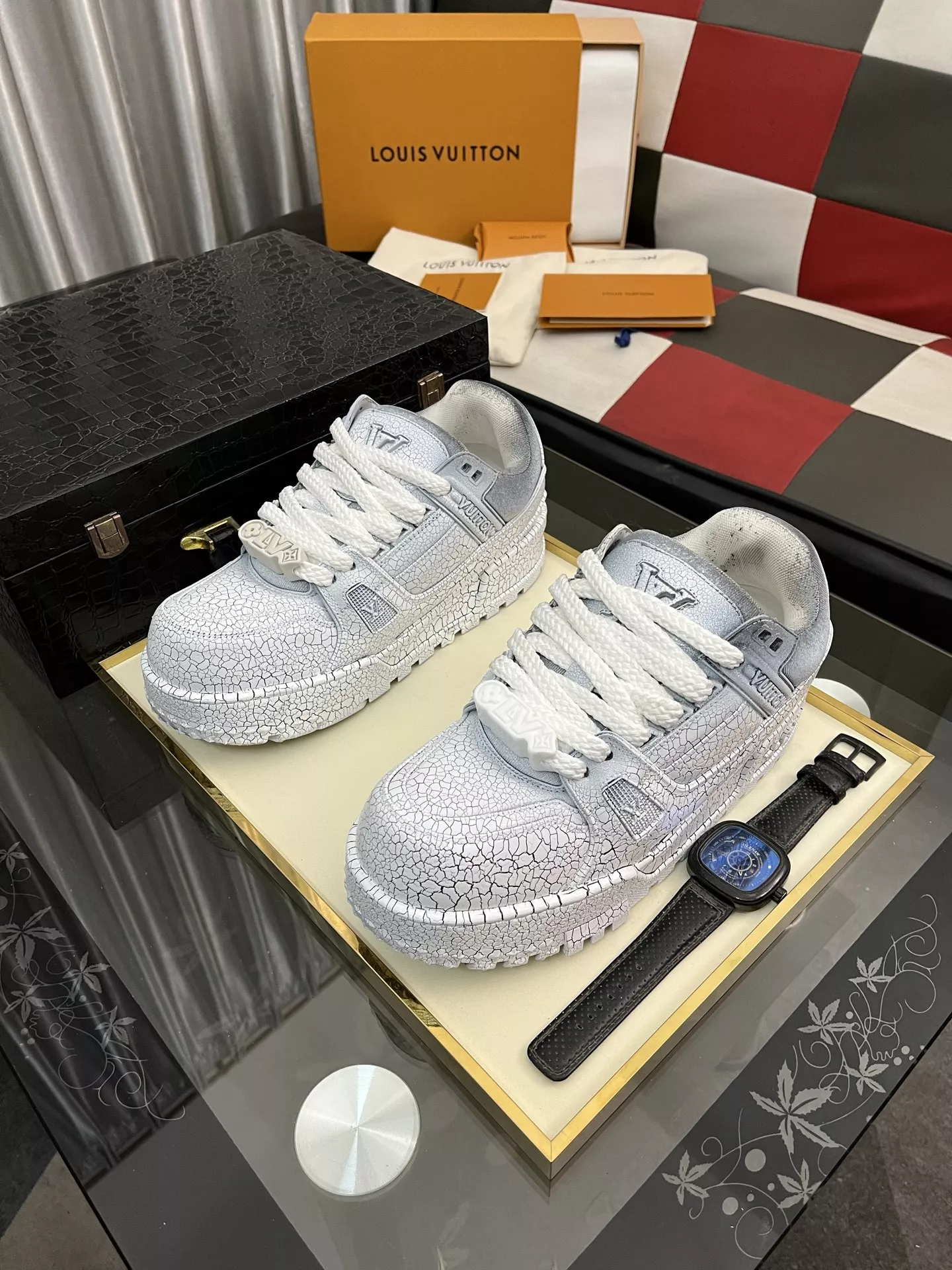 Louis Vuitton Casual Shoes For Women Sleek 6032
