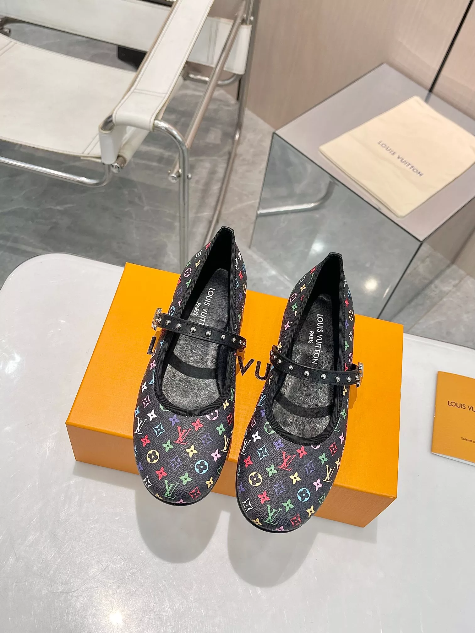 Louis Vuitton Casual Shoes For Women SmartChoice 1003