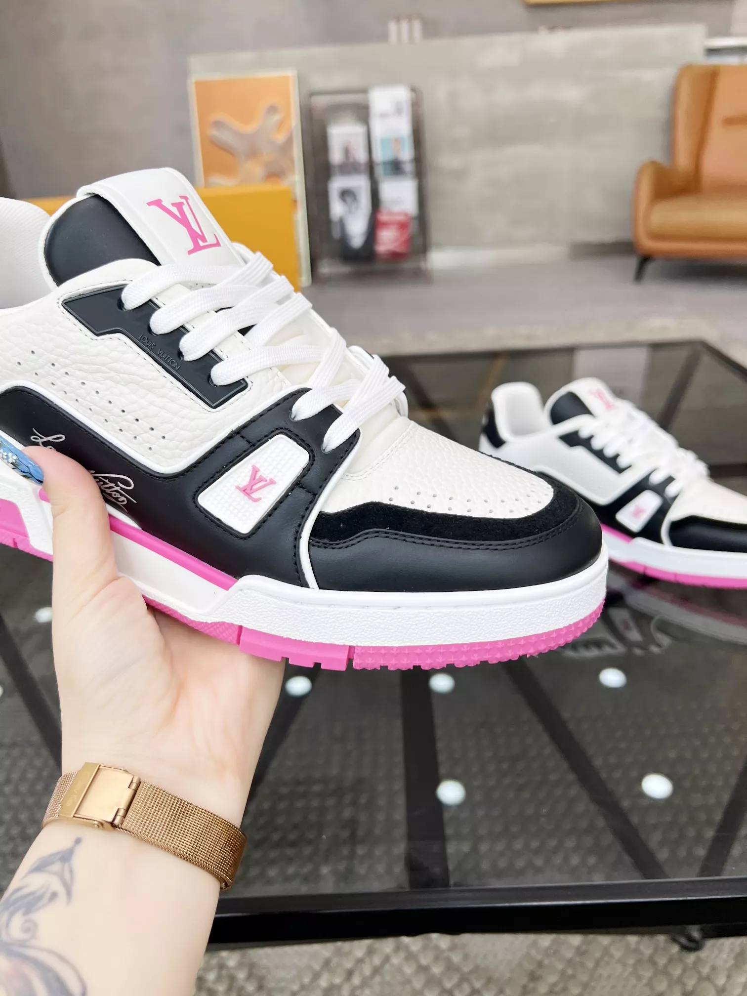 Louis Vuitton Casual Shoes For Women Trendy 2436