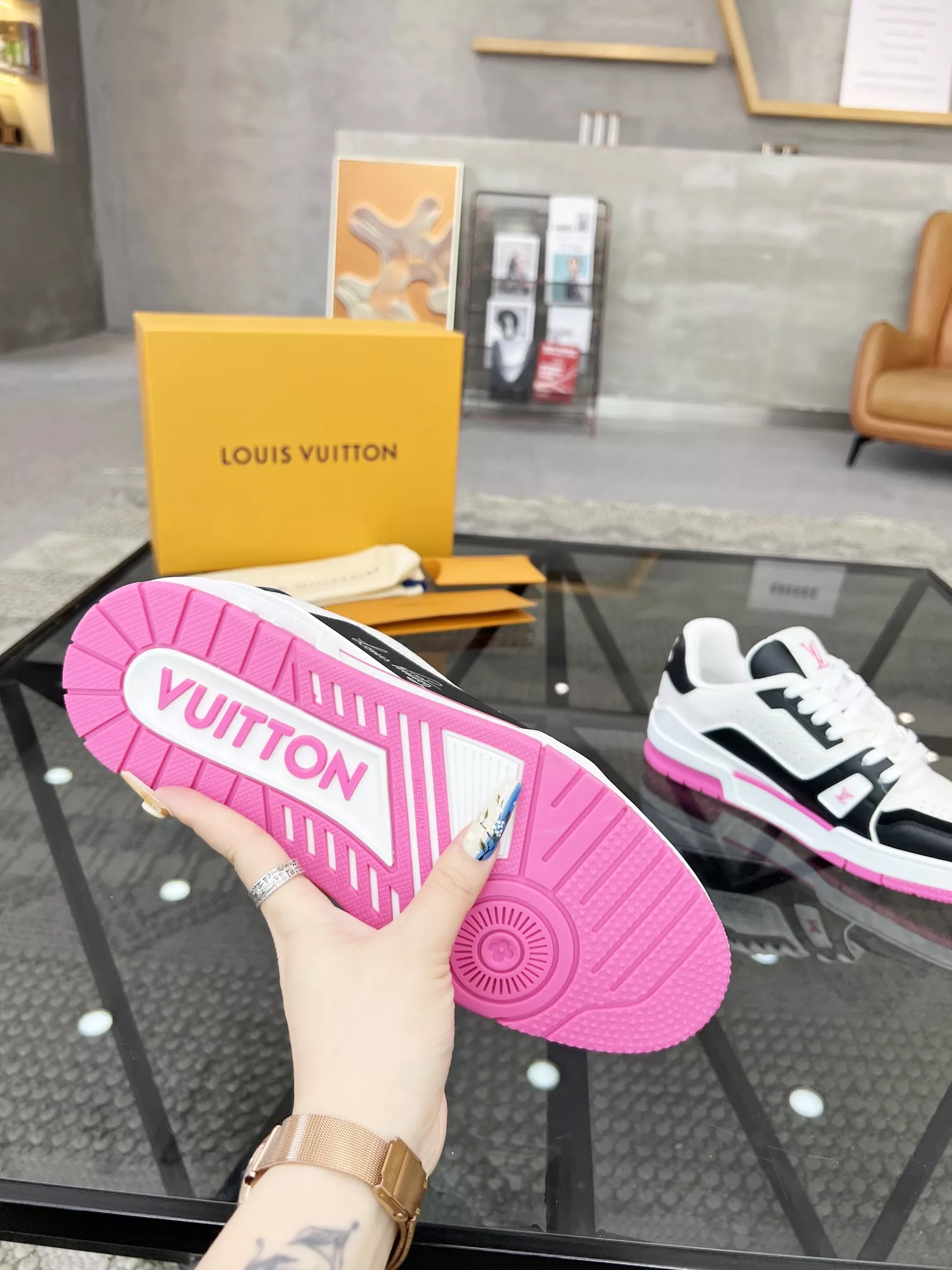 Louis Vuitton Casual Shoes For Women Trendy 2436