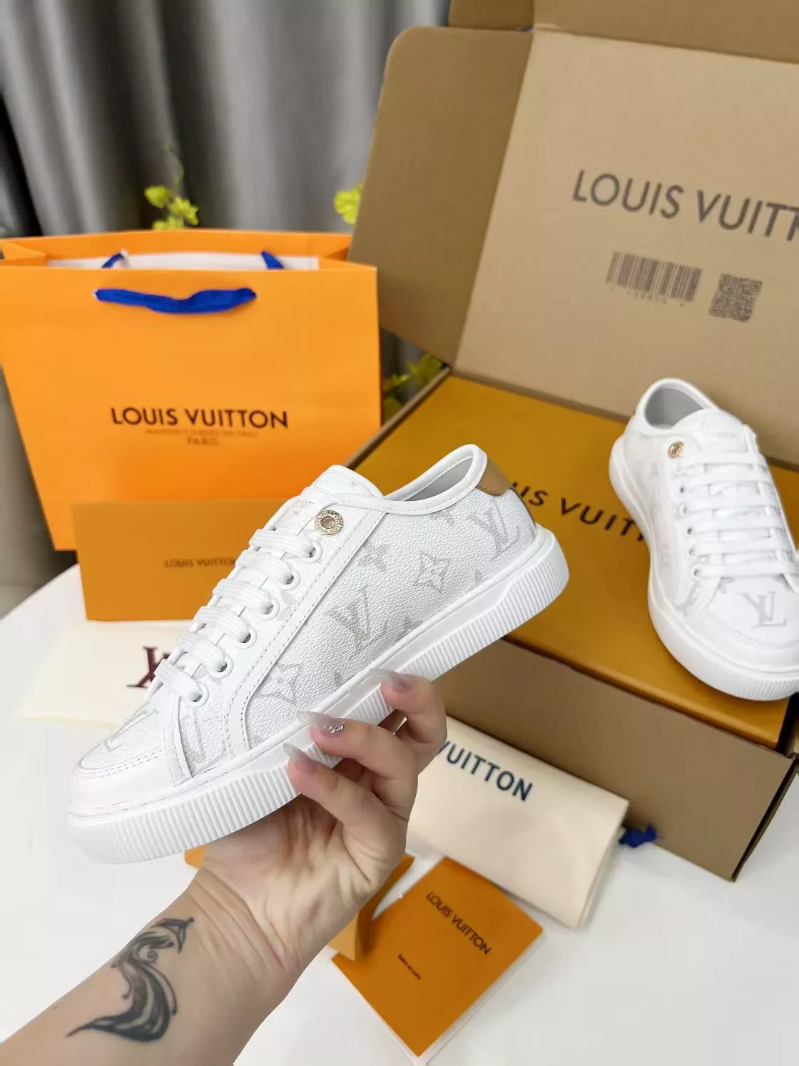 Louis Vuitton Casual Shoes For Women Trendy 3938