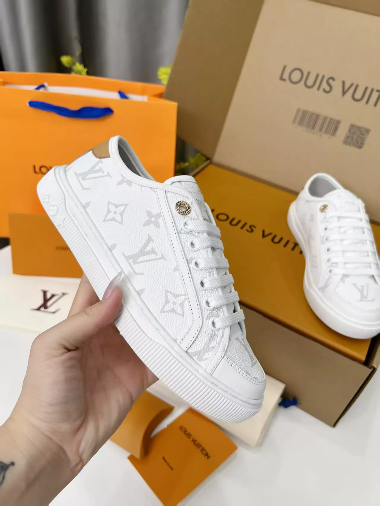 Louis Vuitton Casual Shoes For Women Trendy 3938
