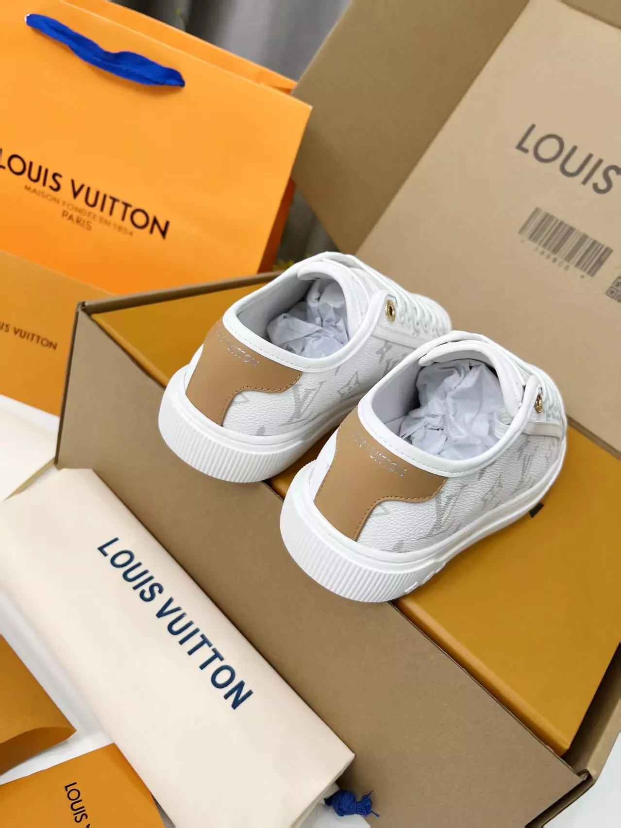 Louis Vuitton Casual Shoes For Women Trendy 3938