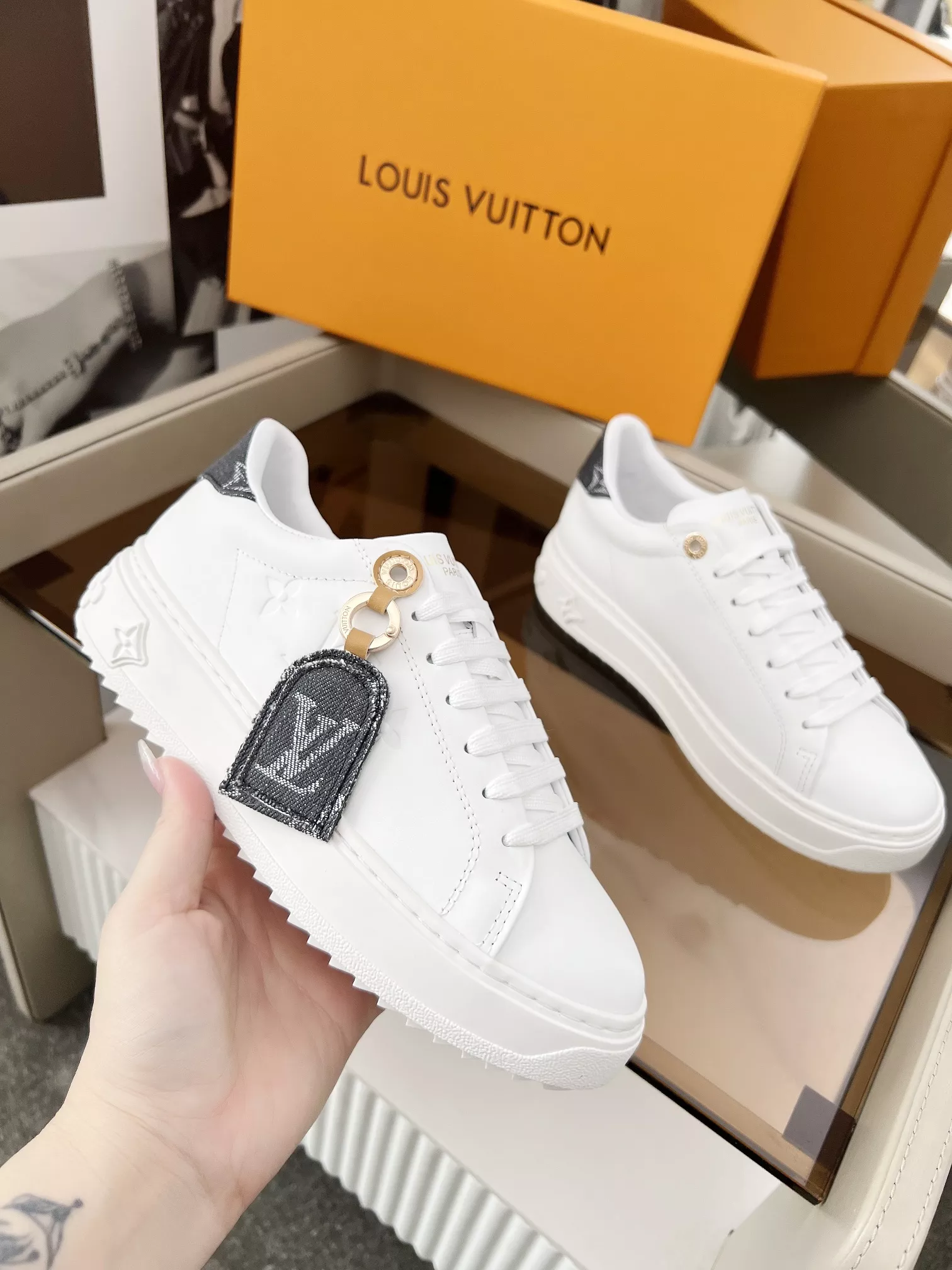 Louis Vuitton Casual Shoes For Women Trendy 8797