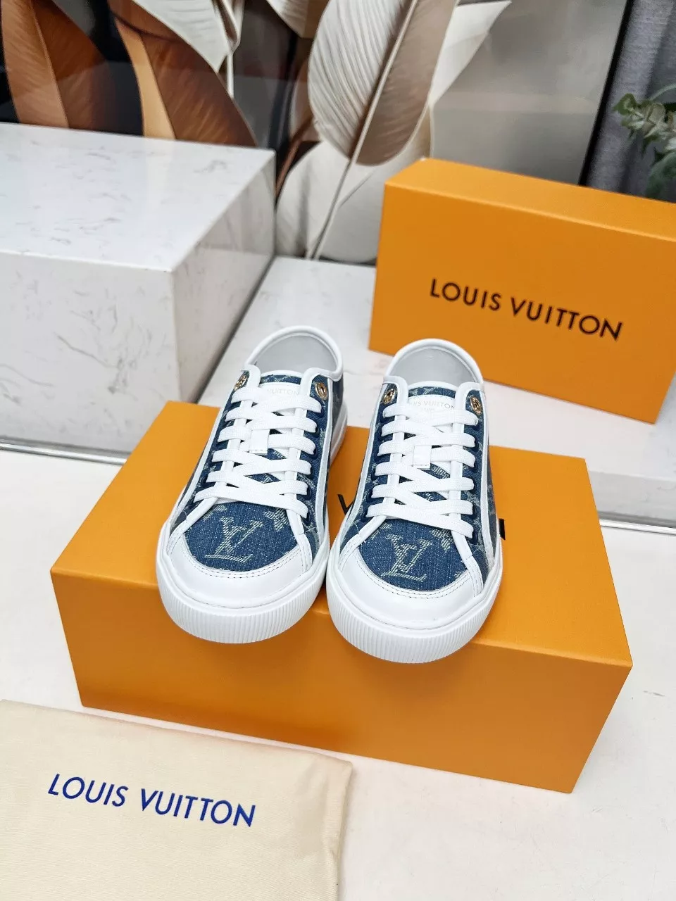 Louis Vuitton Casual Shoes For Women Unique 9998