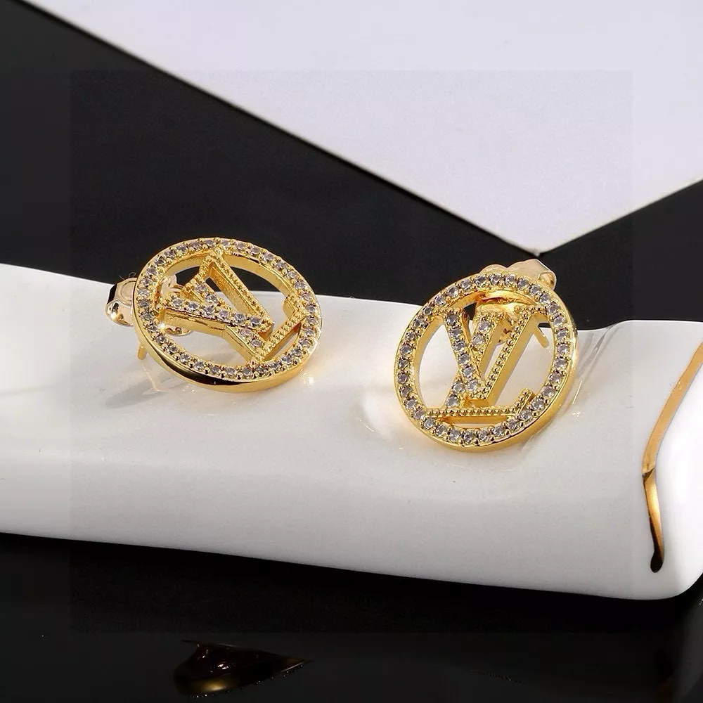 Louis Vuitton Earrings For Women AllSeason 2488