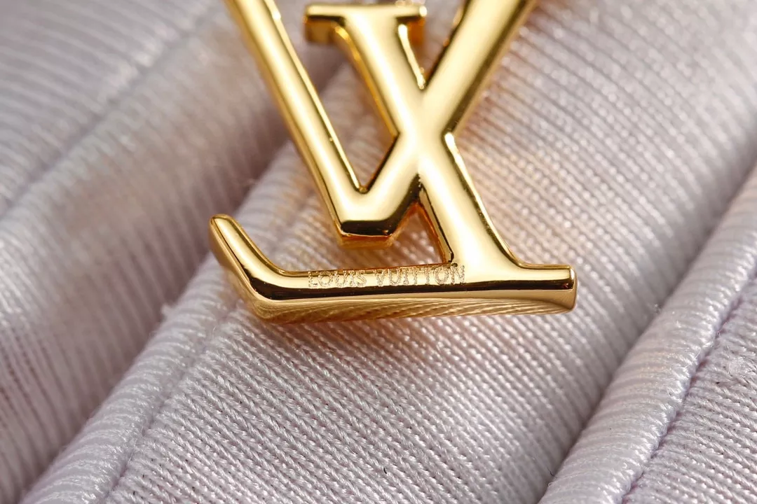 Louis Vuitton Earrings For Women Bold 4181