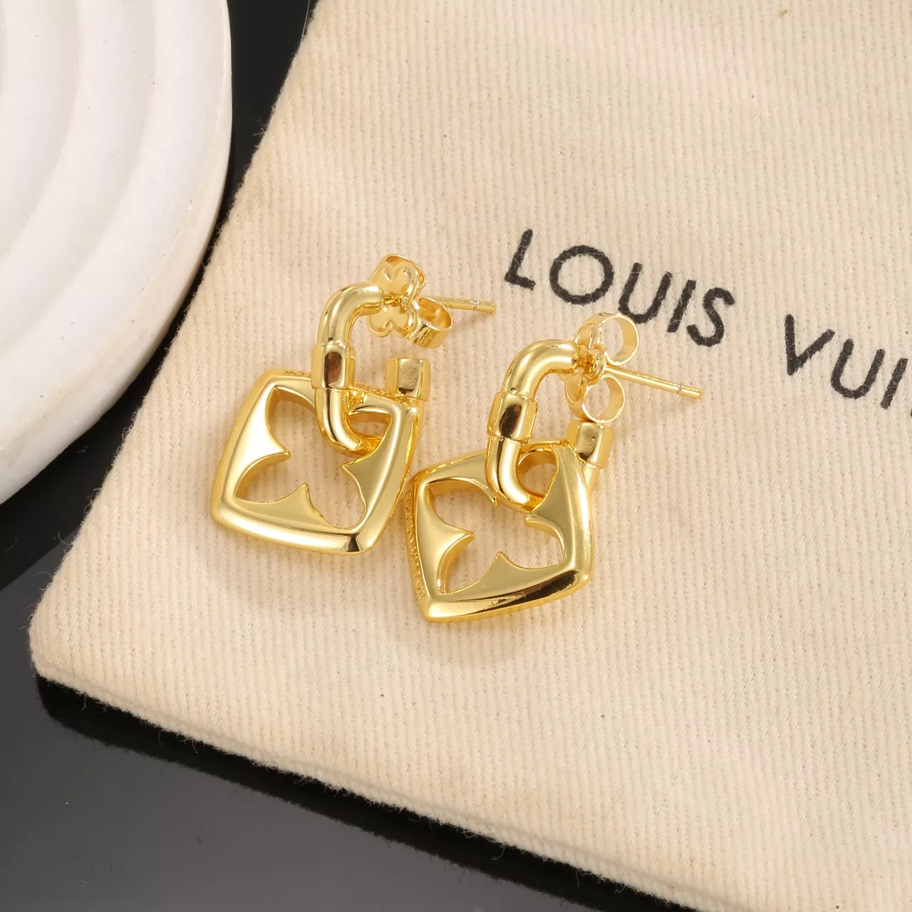 Louis Vuitton Earrings For Women Bright 6756