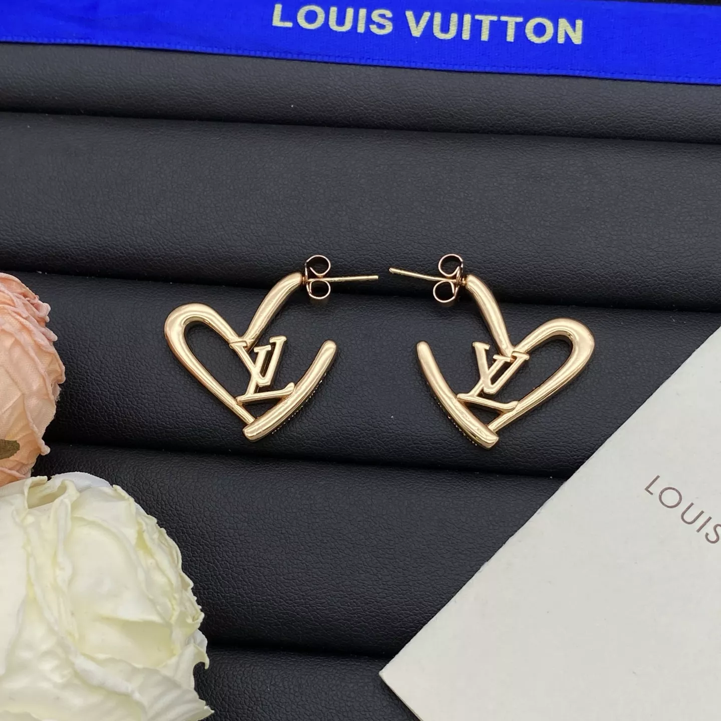 Louis Vuitton Earrings For Women Compact 5574