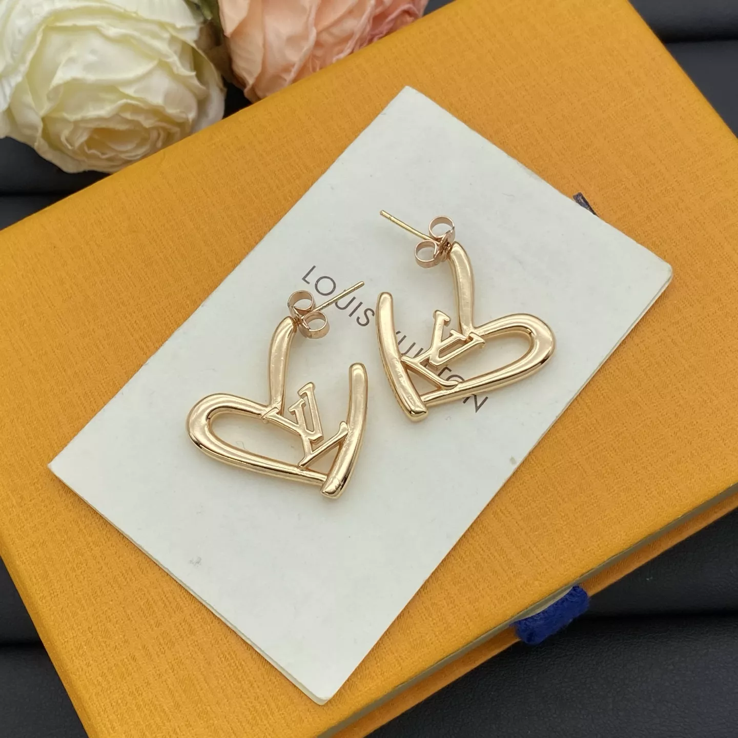 Louis Vuitton Earrings For Women Compact 5574