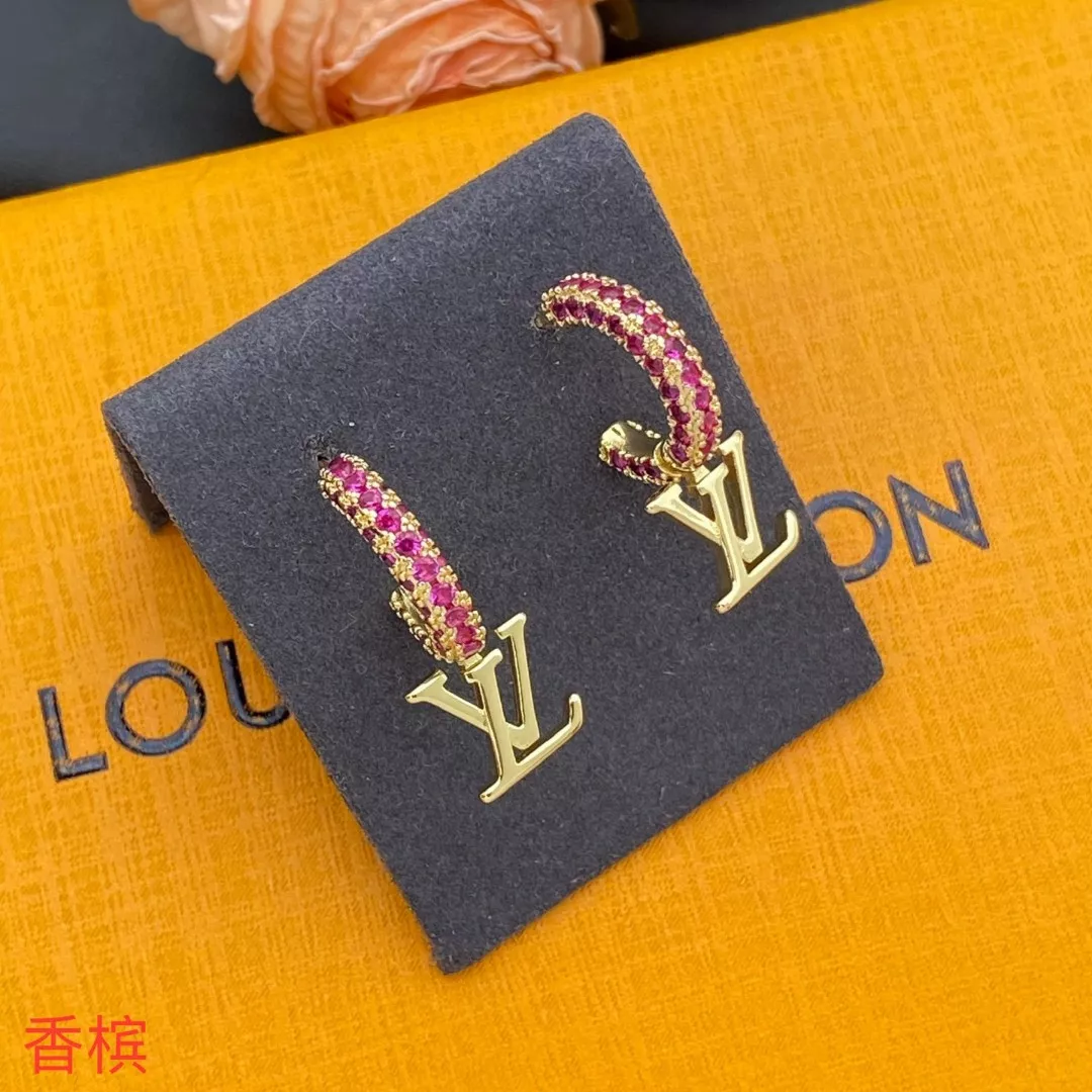 Louis Vuitton Earrings For Women Cozy 3930