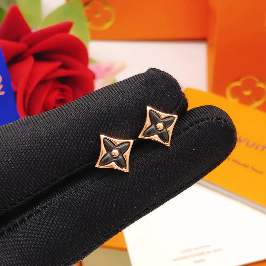 Louis Vuitton Earrings For Women Durable 2373