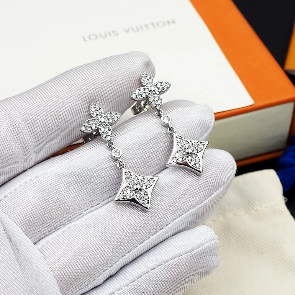 Louis Vuitton Earrings For Women EasyMatch 4415