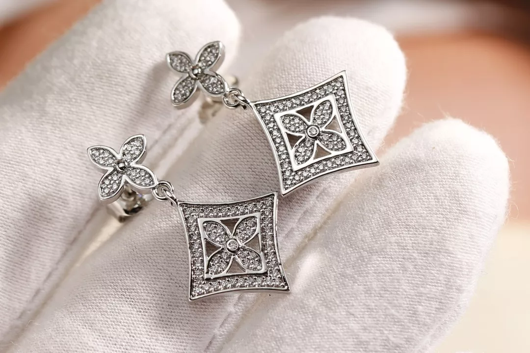 Louis Vuitton Earrings For Women GoAnywhere 4972