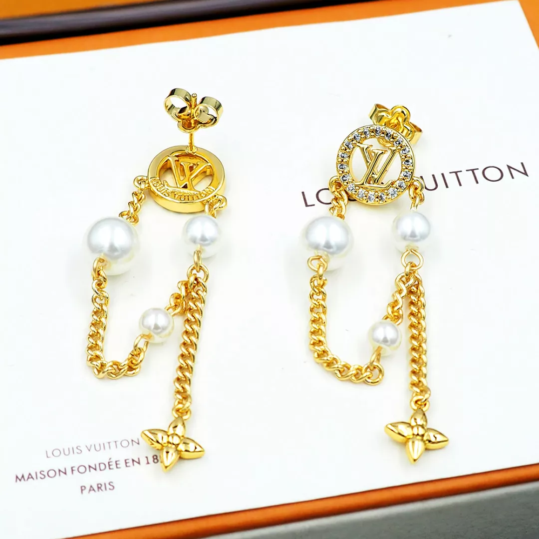 Louis Vuitton Earrings For Women Lightweight 5552