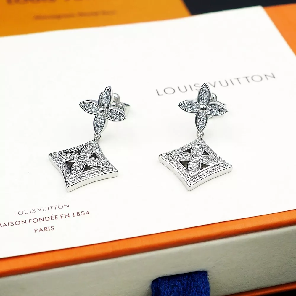 Louis Vuitton Earrings For Women Lightweight 6923