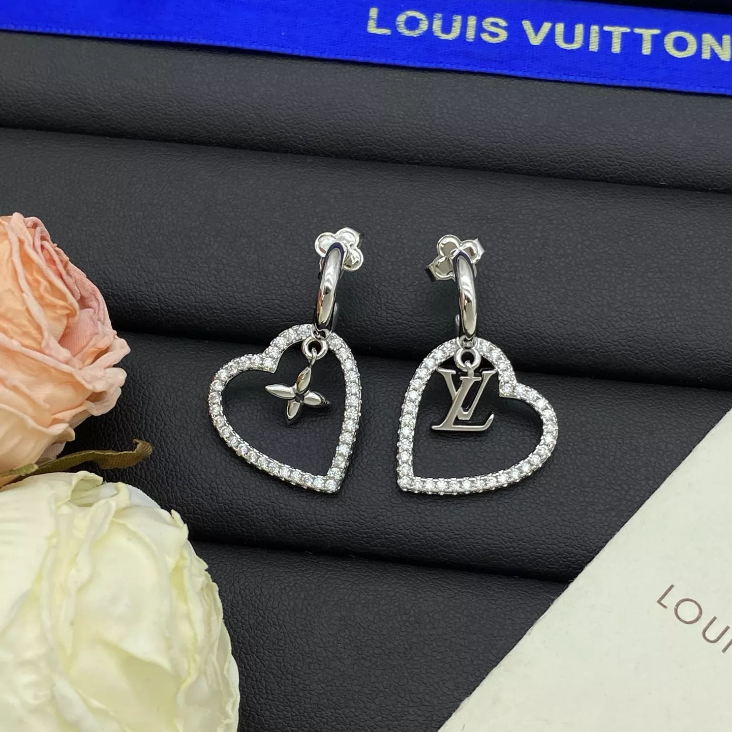 Louis Vuitton Earrings For Women Modern 3776