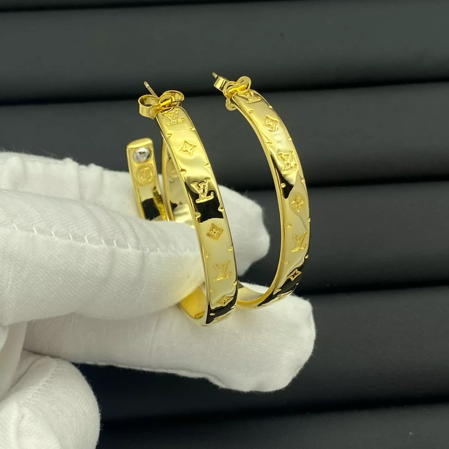 Louis Vuitton Earrings For Women Resilient 2075