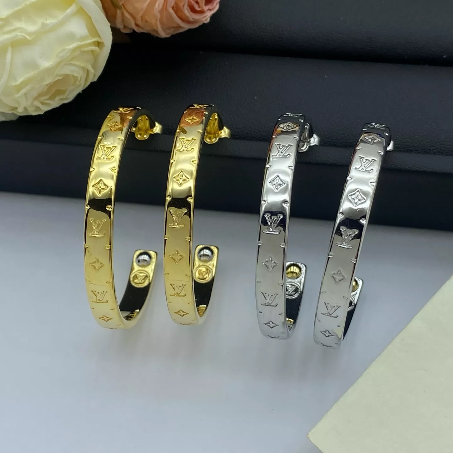 Louis Vuitton Earrings For Women Resilient 2075