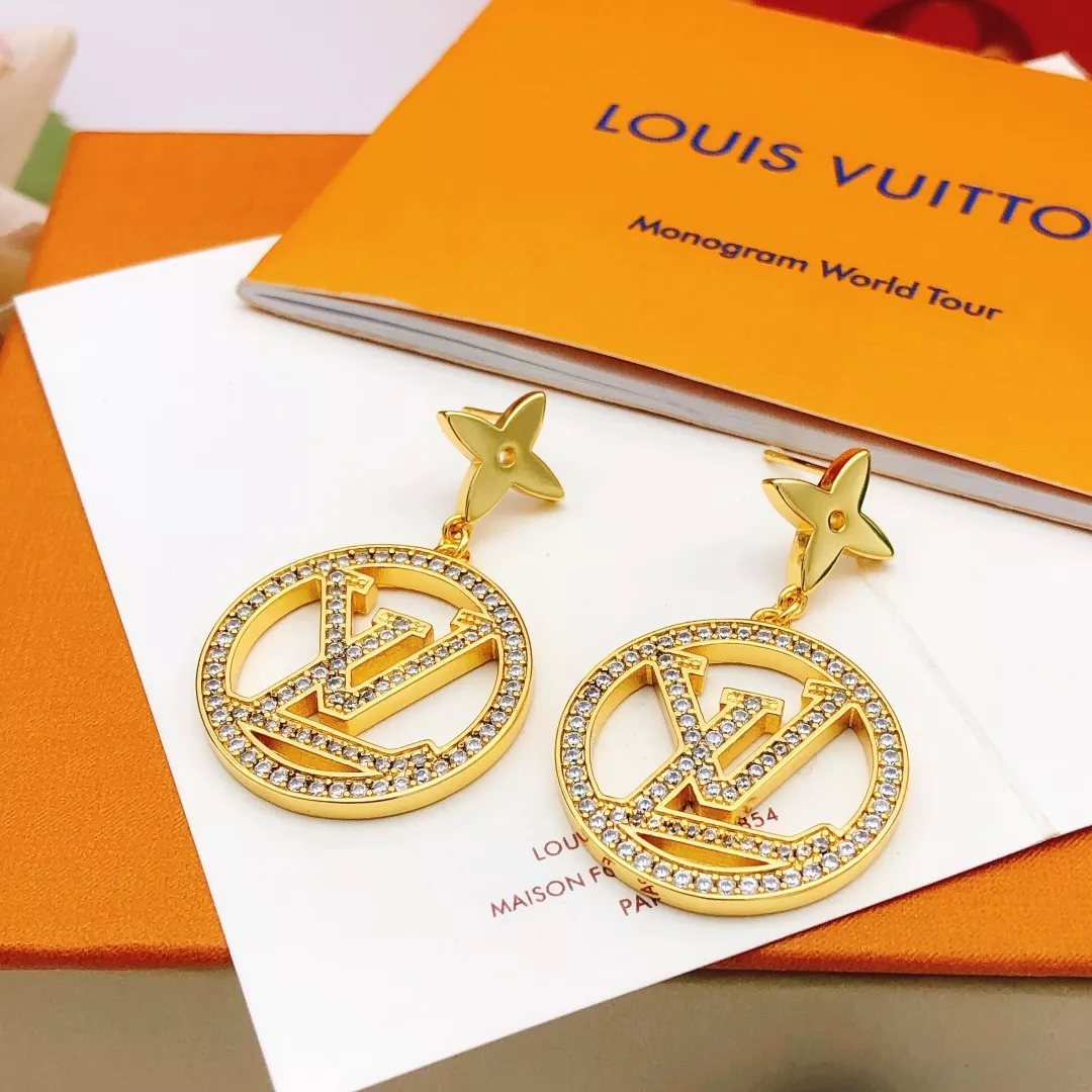 Louis Vuitton Earrings For Women Stylish 8906