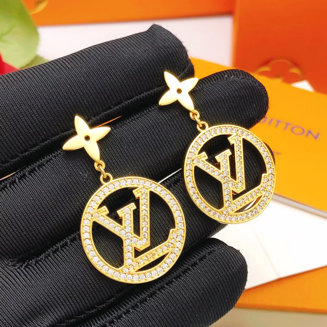 Louis Vuitton Earrings For Women Stylish 8906