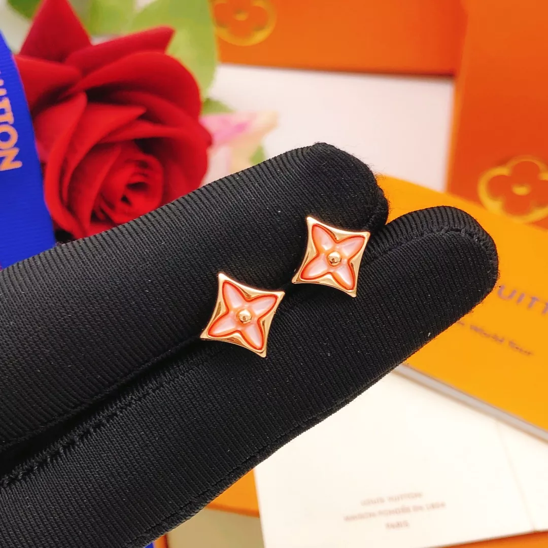 Louis Vuitton Earrings For Women Timeless 3690