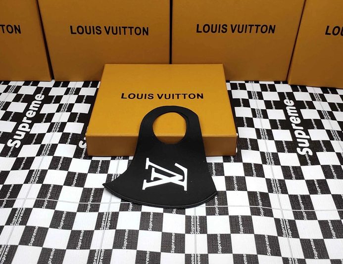 Louis Vuitton Fashion Mask Cozy 4961