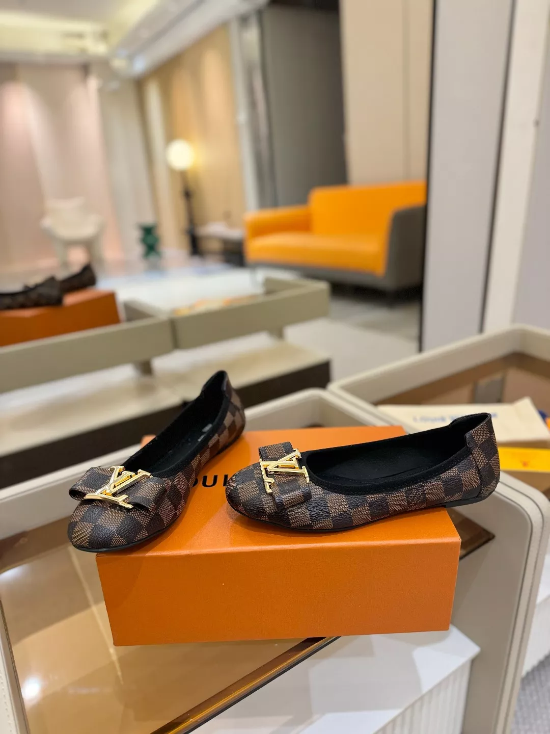 Louis Vuitton Flat Shoes For Women Bright 4112