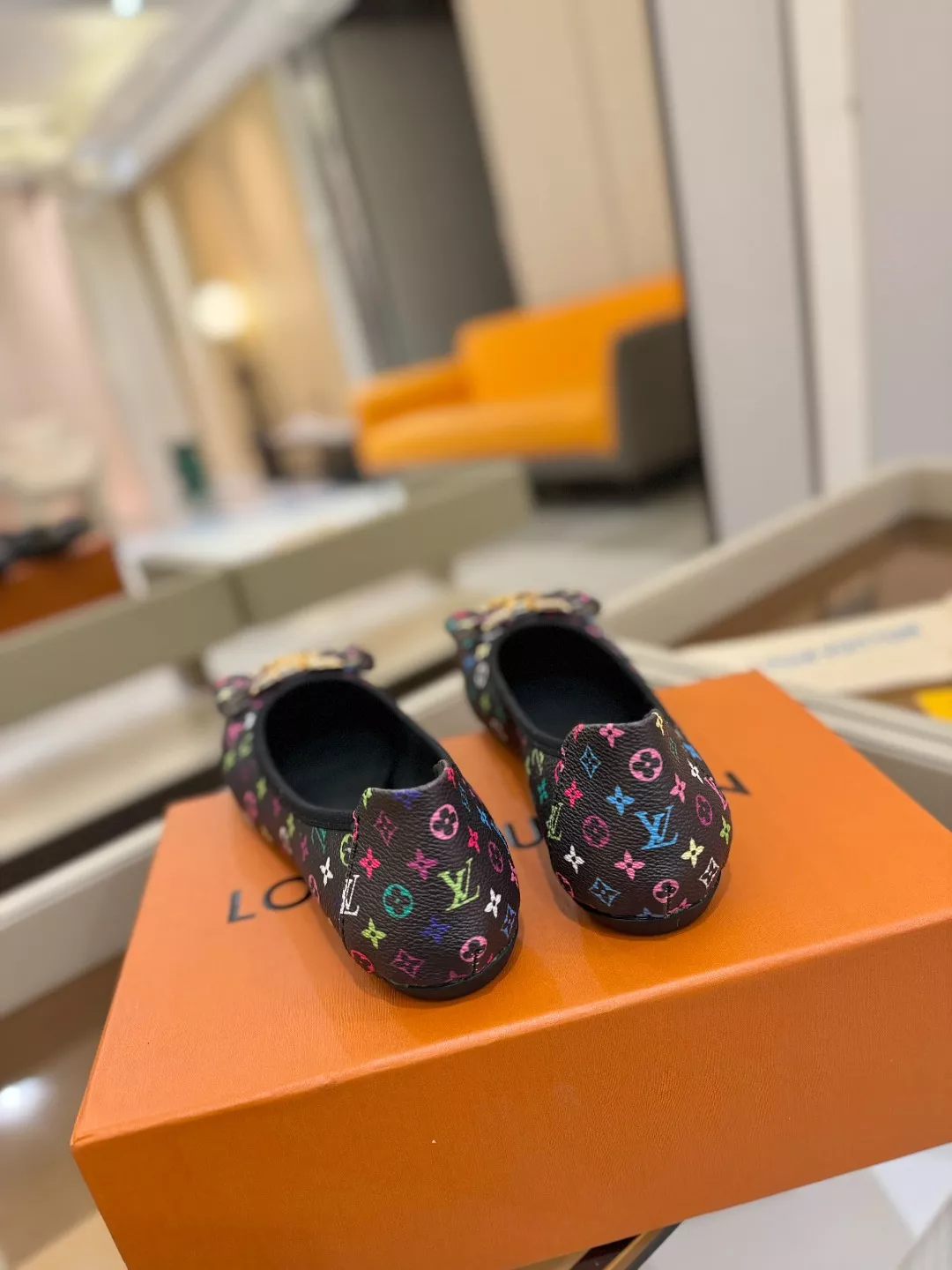 Louis Vuitton Flat Shoes For Women Elegant 7297
