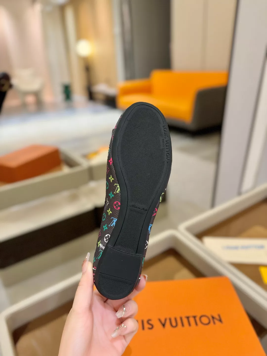 Louis Vuitton Flat Shoes For Women Elegant 7297
