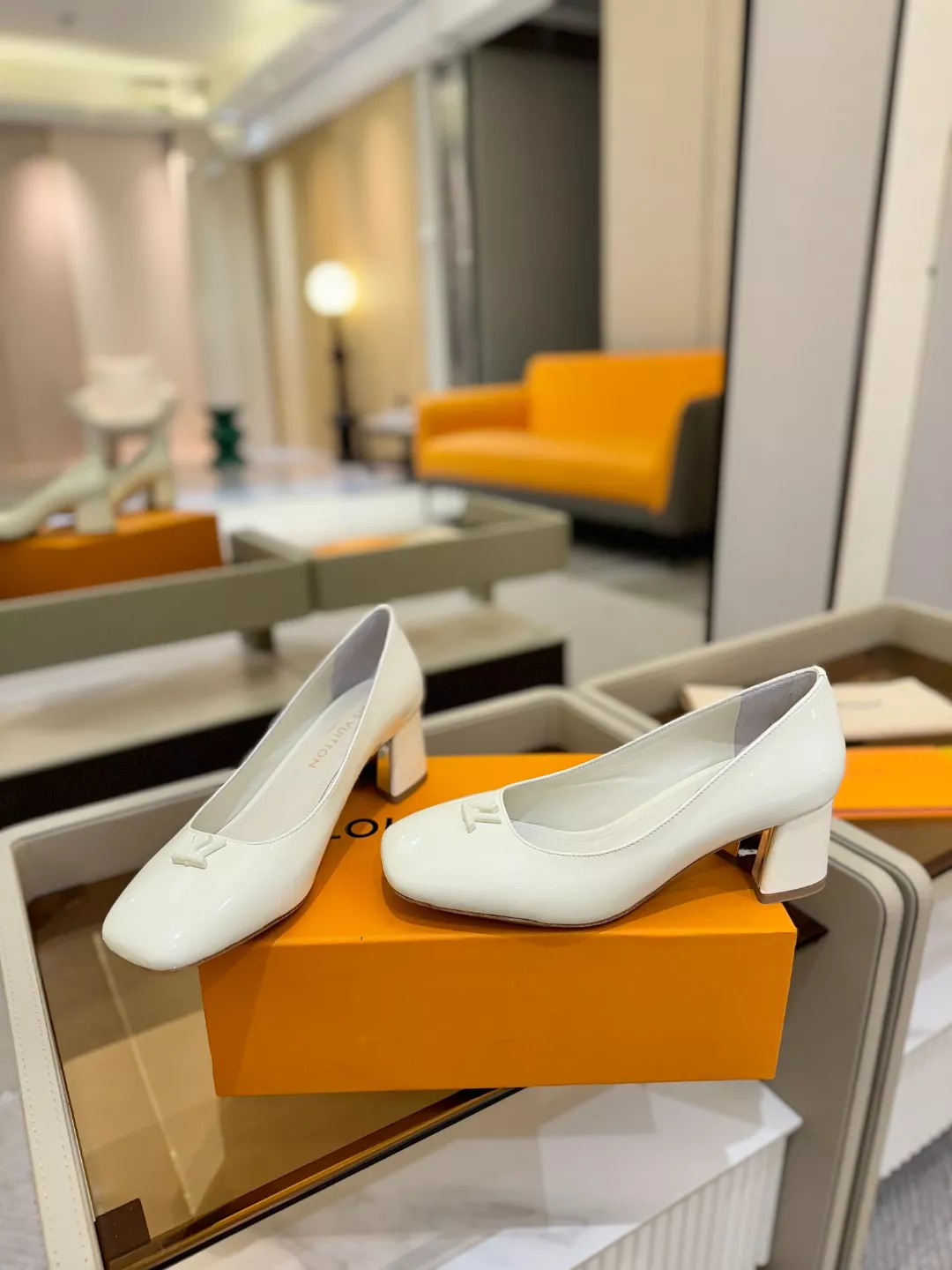Louis Vuitton High-Heeled Shoes For Women Breathable 5272