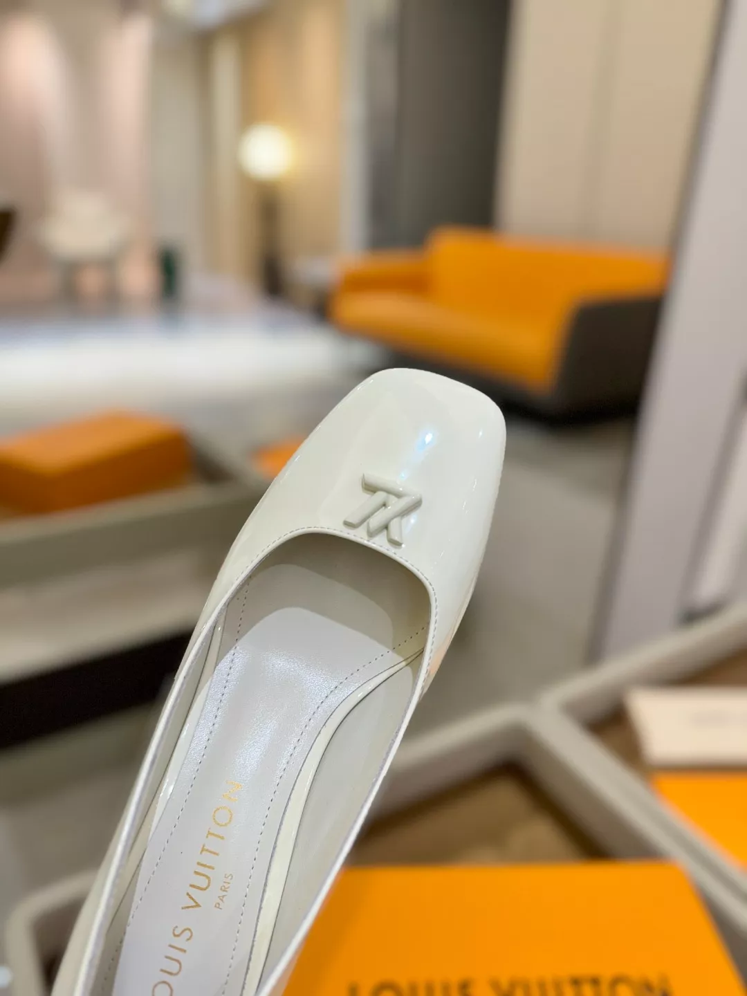 Louis Vuitton High-Heeled Shoes For Women Breathable 5272