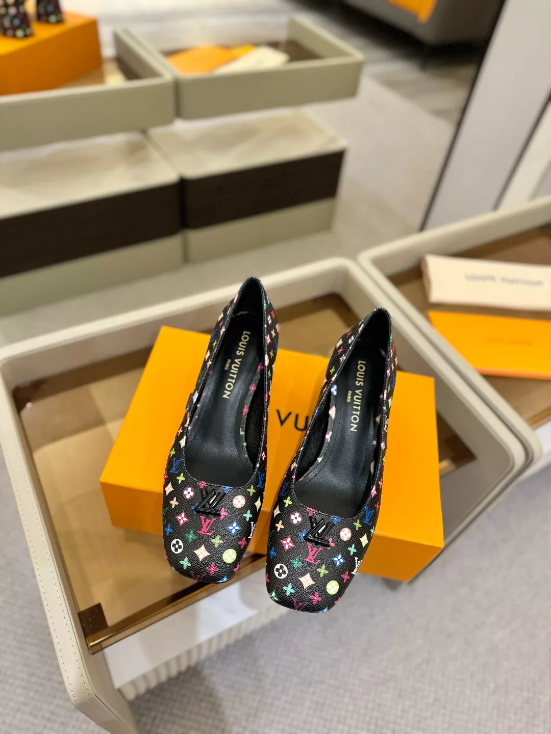 Louis Vuitton High-Heeled Shoes For Women EyeCatching 2917
