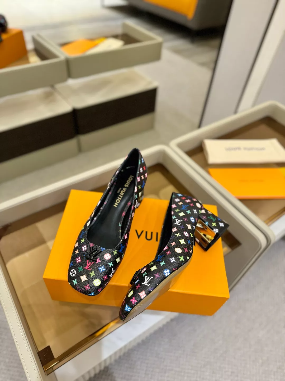Louis Vuitton High-Heeled Shoes For Women EyeCatching 2917