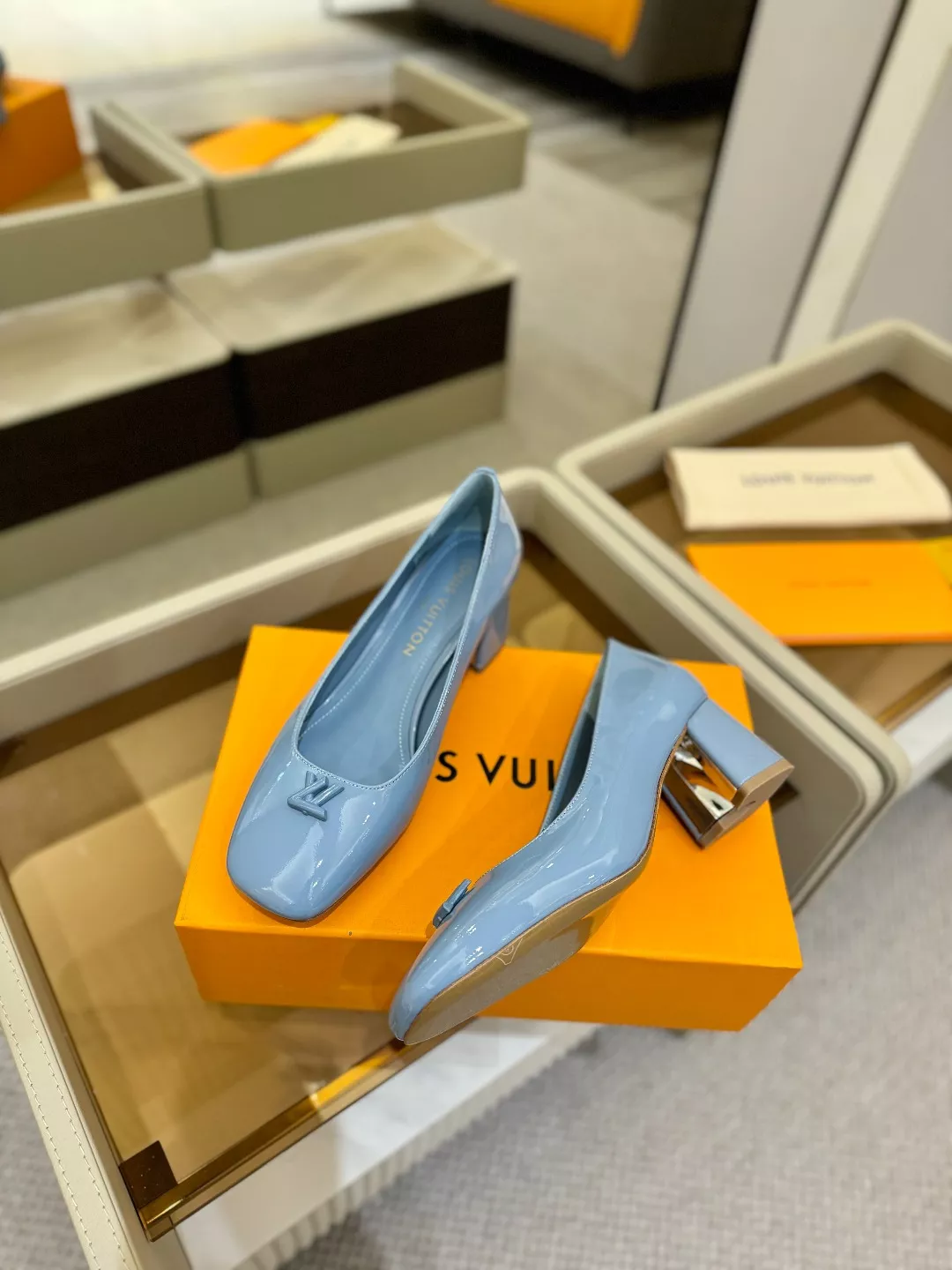 Louis Vuitton High-Heeled Shoes For Women Reliable 3204