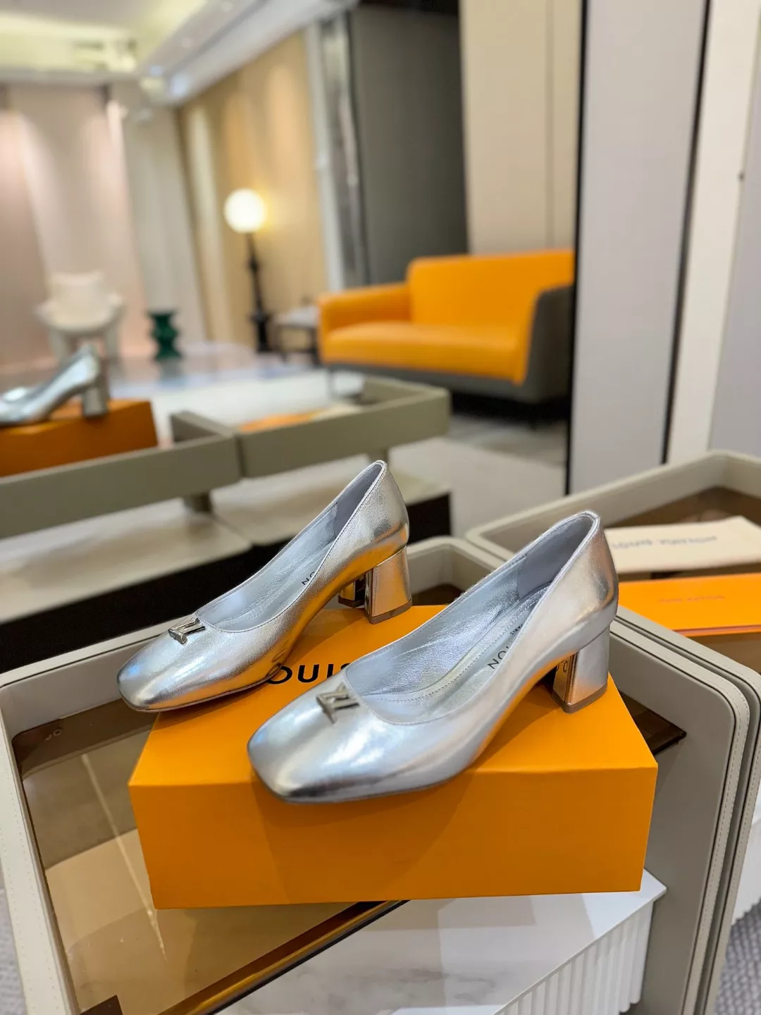 Louis Vuitton High-Heeled Shoes For Women StreetReady 3634