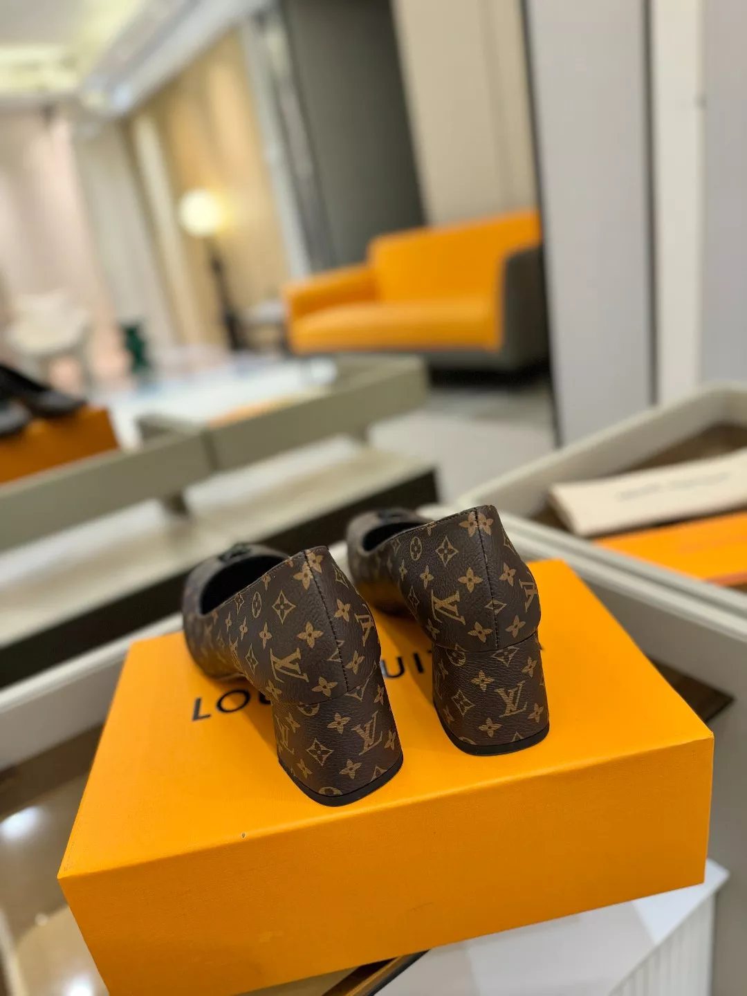 Louis Vuitton High-Heeled Shoes For Women Versatile 8566
