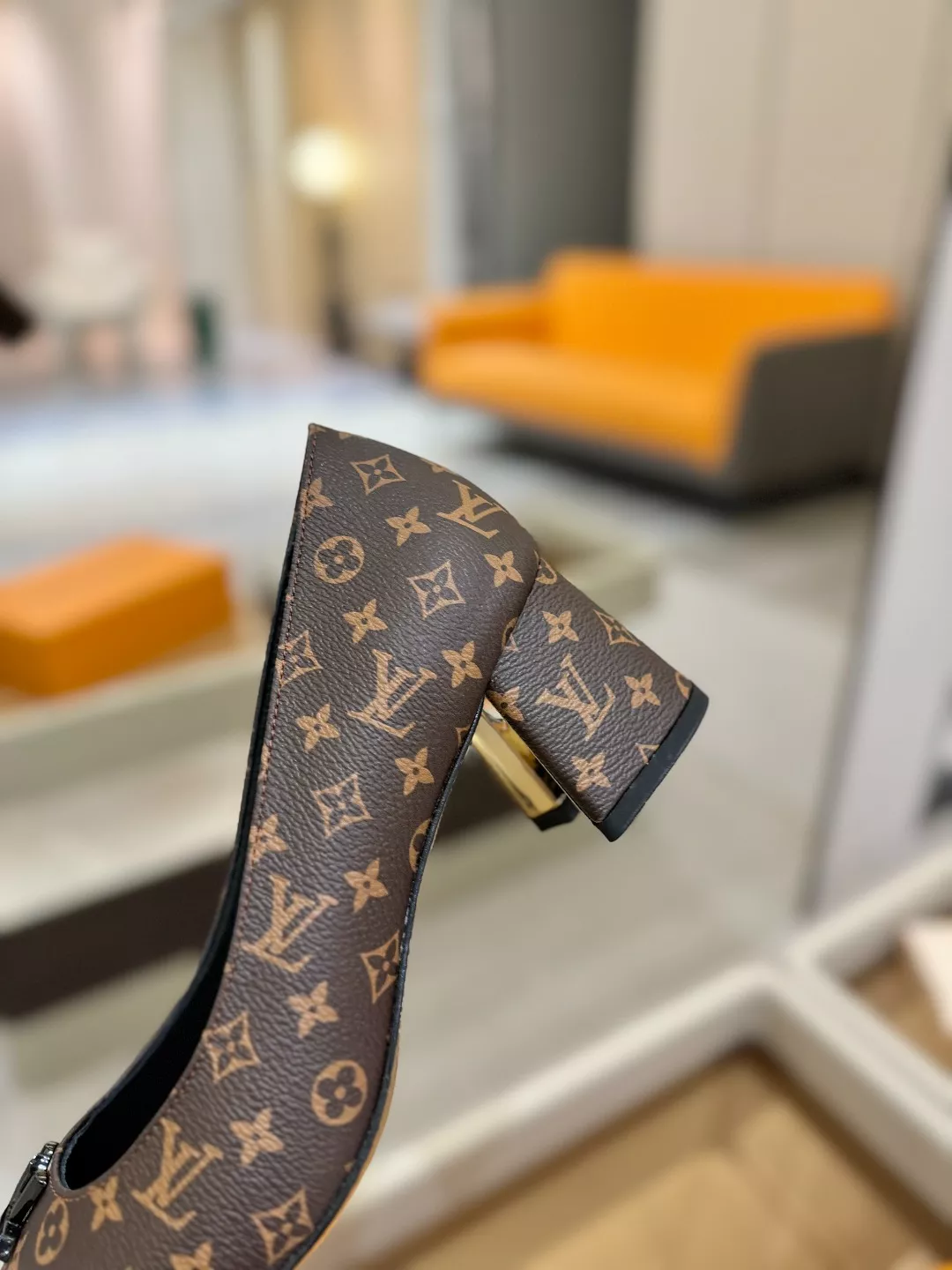Louis Vuitton High-Heeled Shoes For Women Versatile 8566