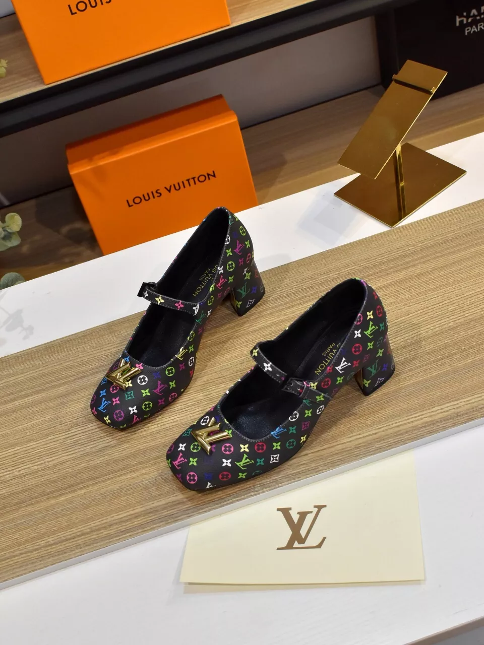 Louis Vuitton High-Heeled Shoes For Women Vibrant 8256