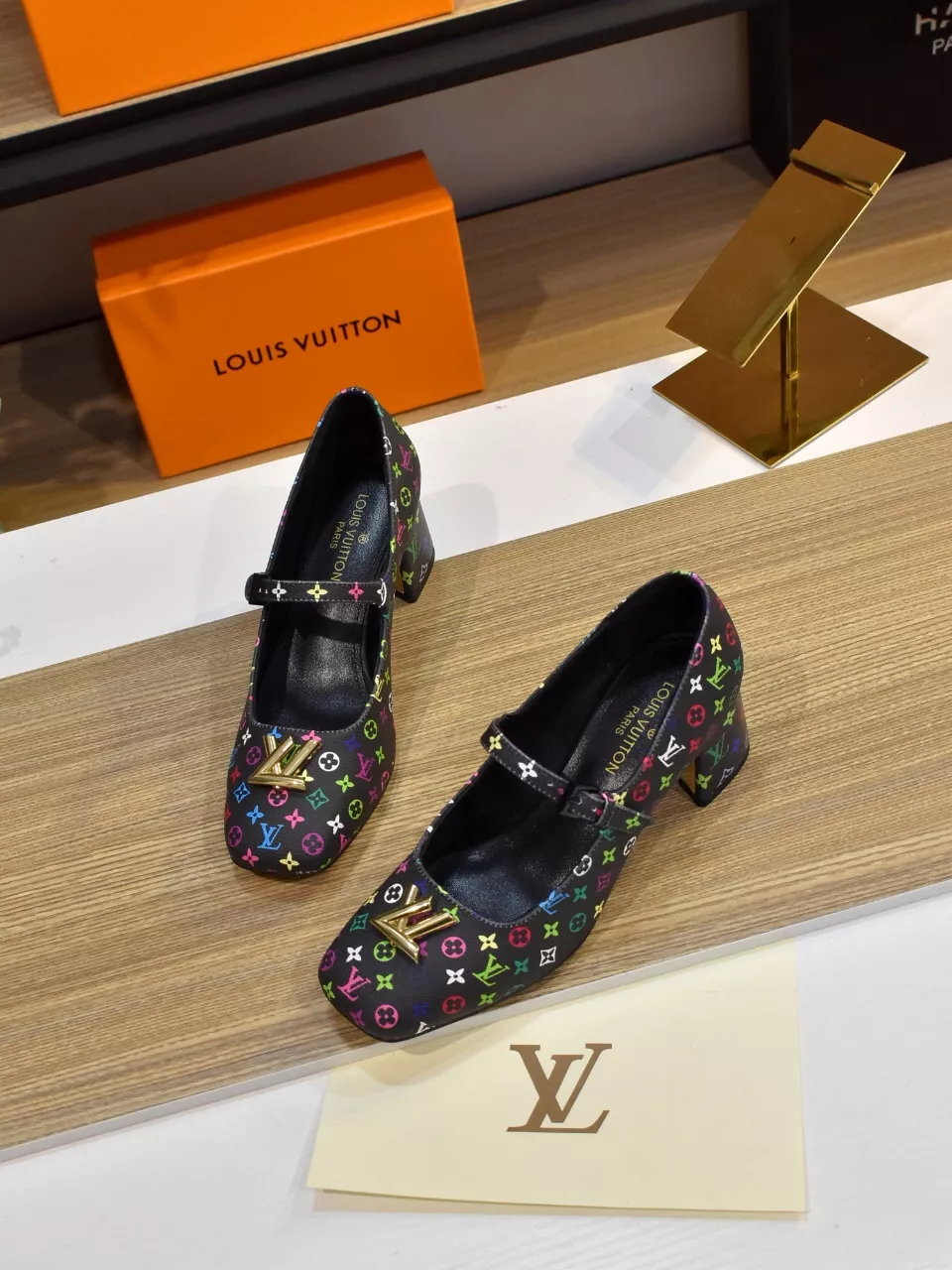 Louis Vuitton High-Heeled Shoes For Women Vibrant 8256