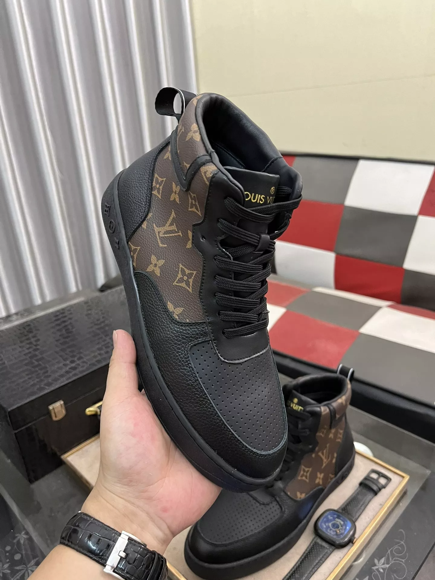Louis Vuitton High Tops Shoes For Men Bright 2750