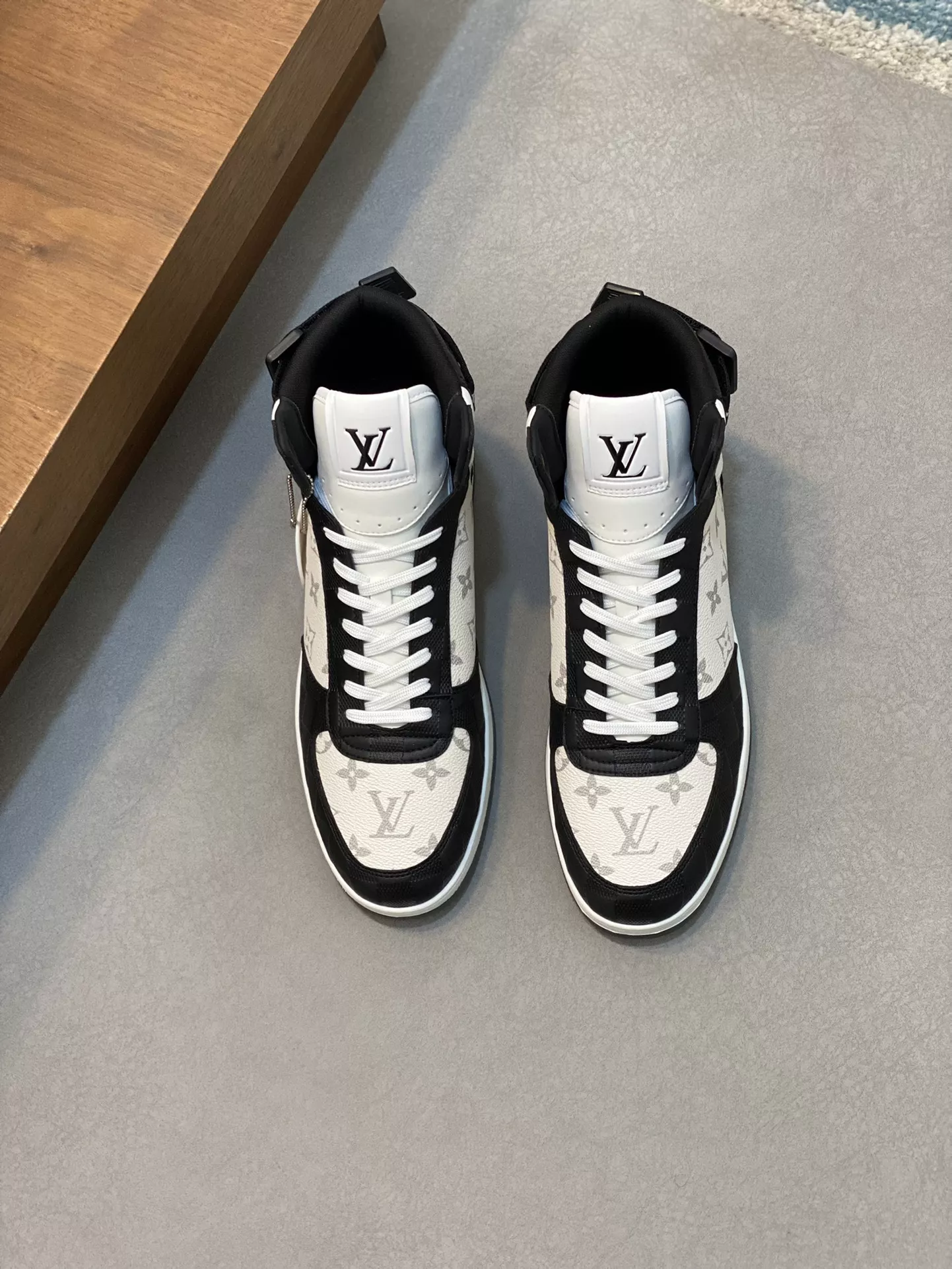 Louis Vuitton High Tops Shoes For Men Compact 9486