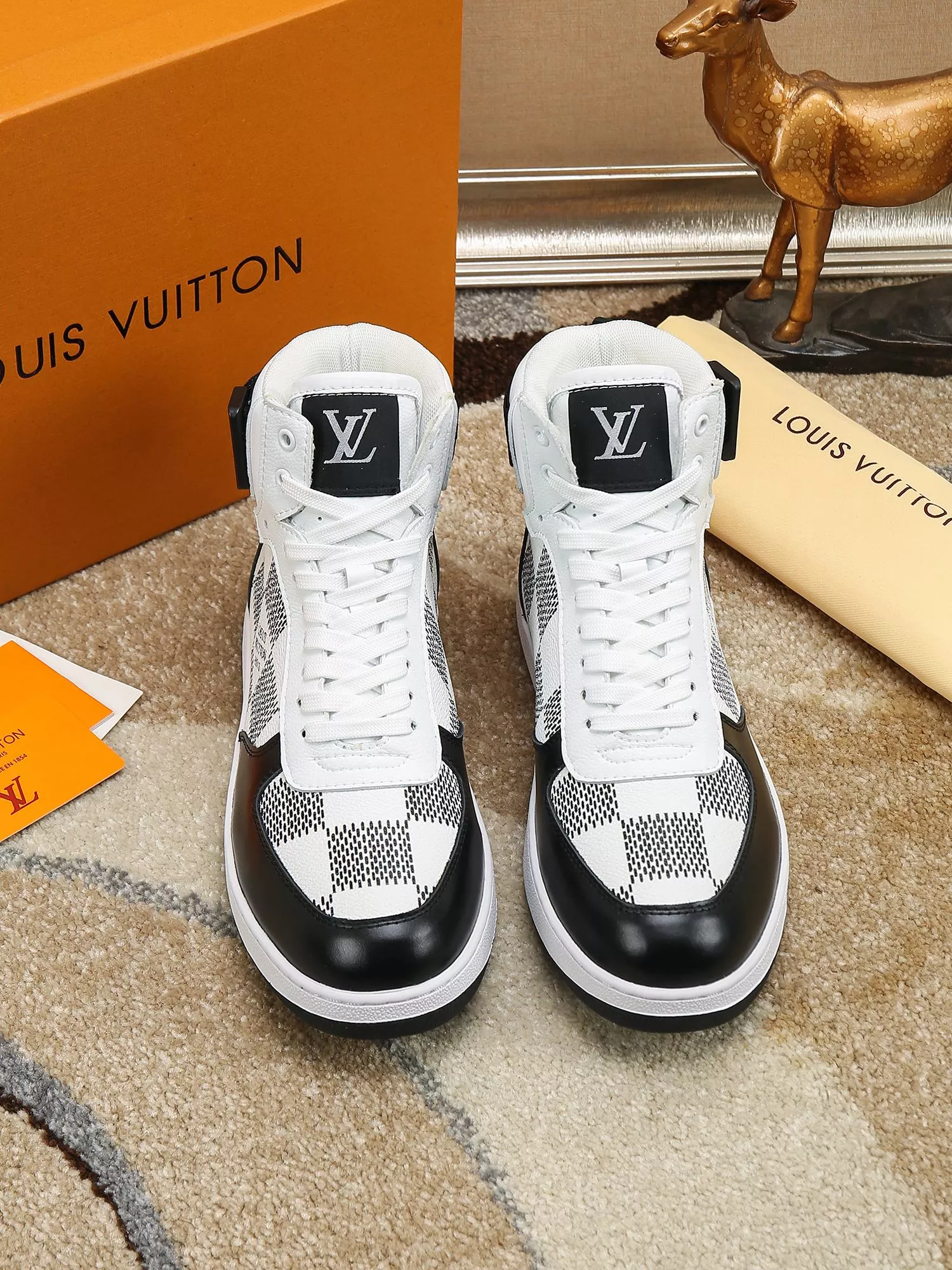 Louis Vuitton High Tops Shoes For Men Cozy 3956