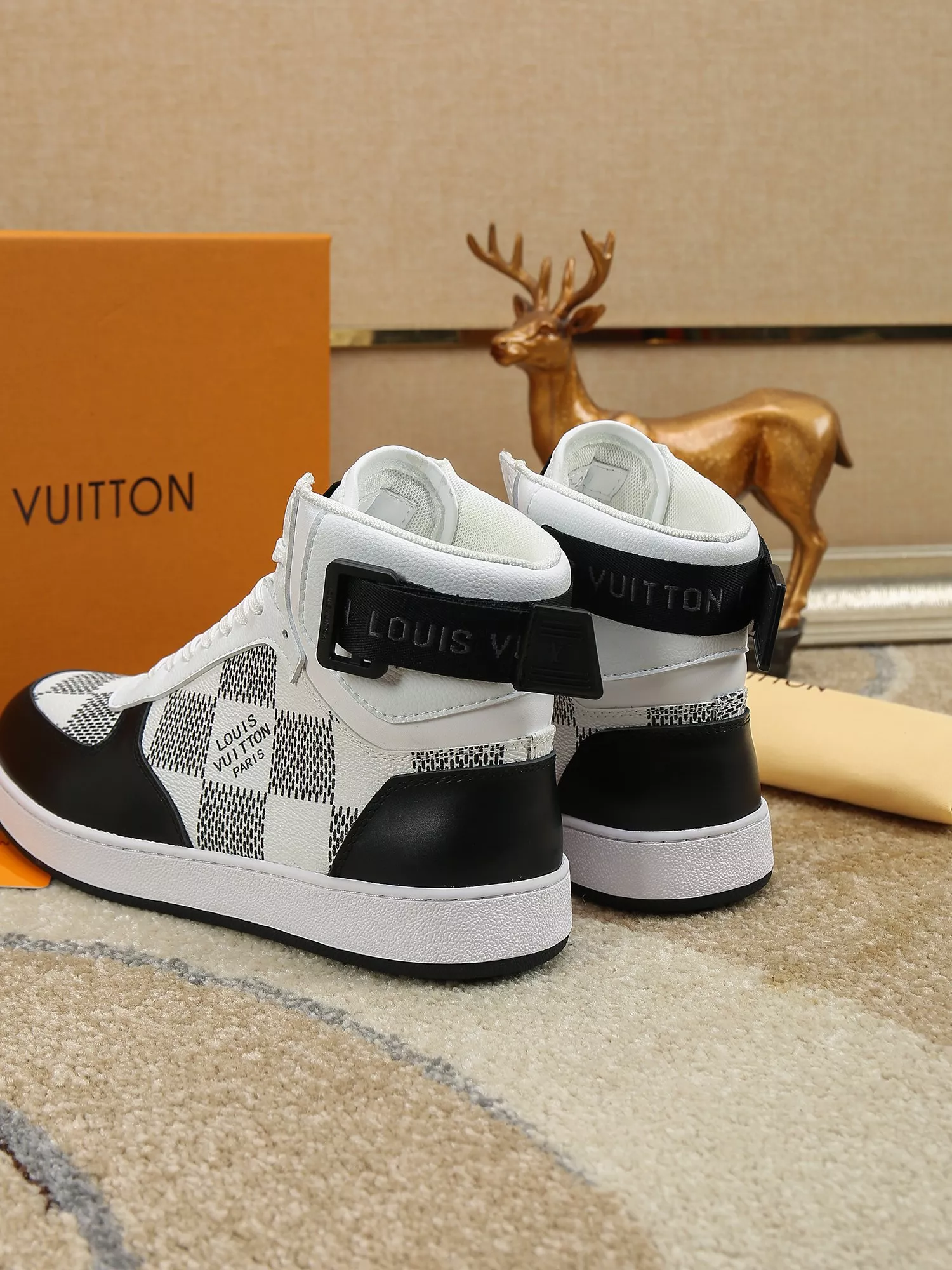Louis Vuitton High Tops Shoes For Men Cozy 3956