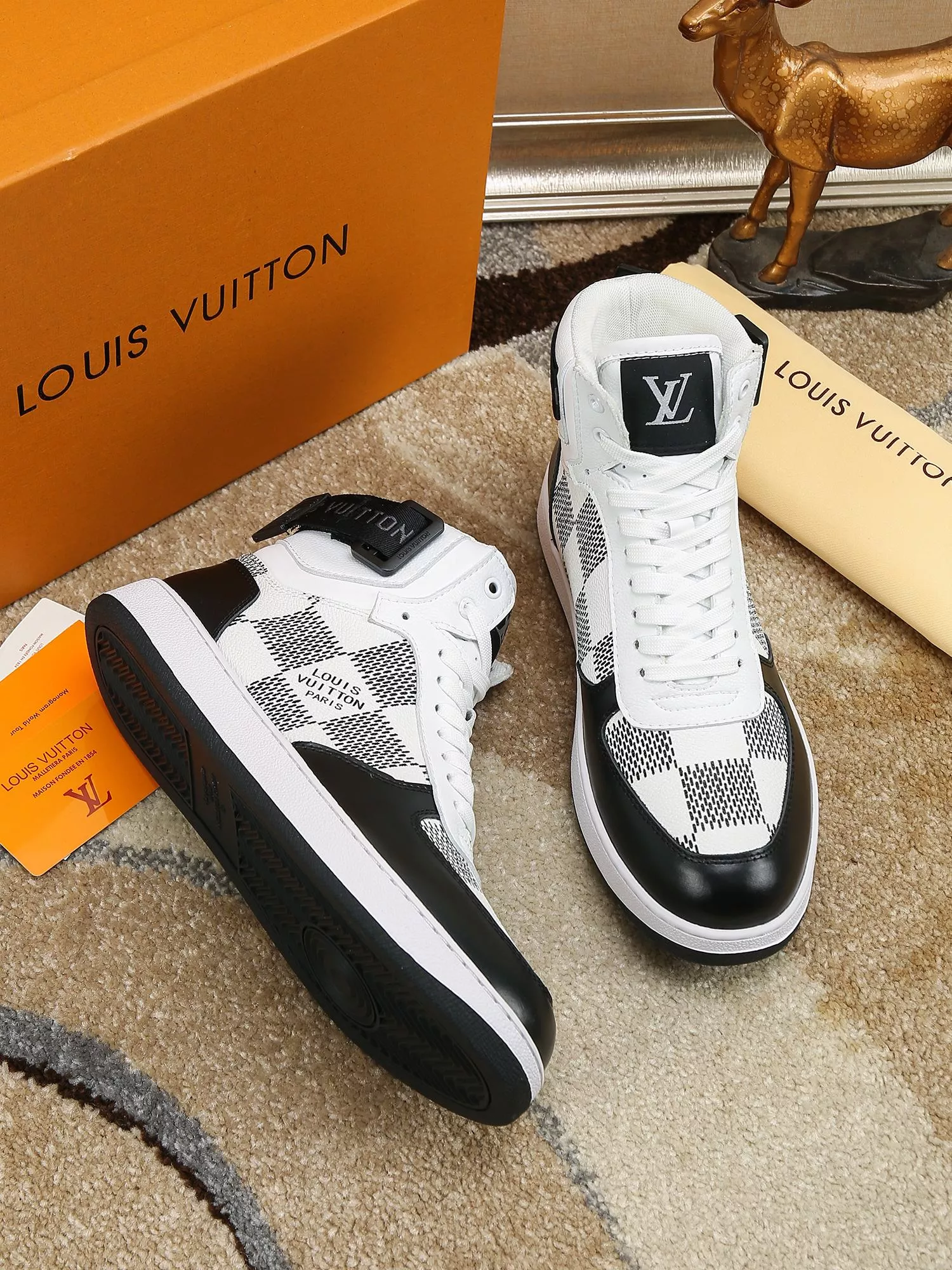 Louis Vuitton High Tops Shoes For Men Cozy 3956