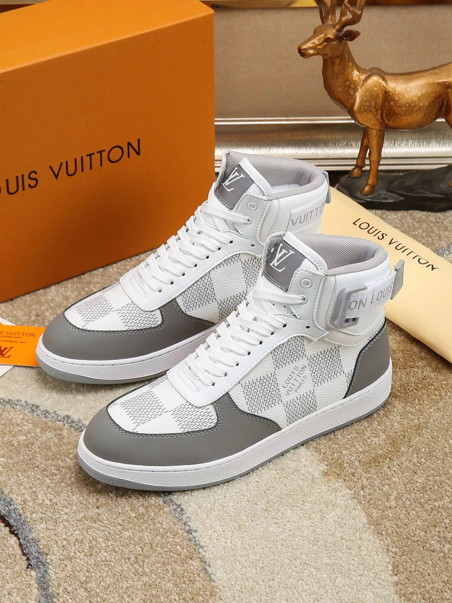 Louis Vuitton High Tops Shoes For Men Durable 2113