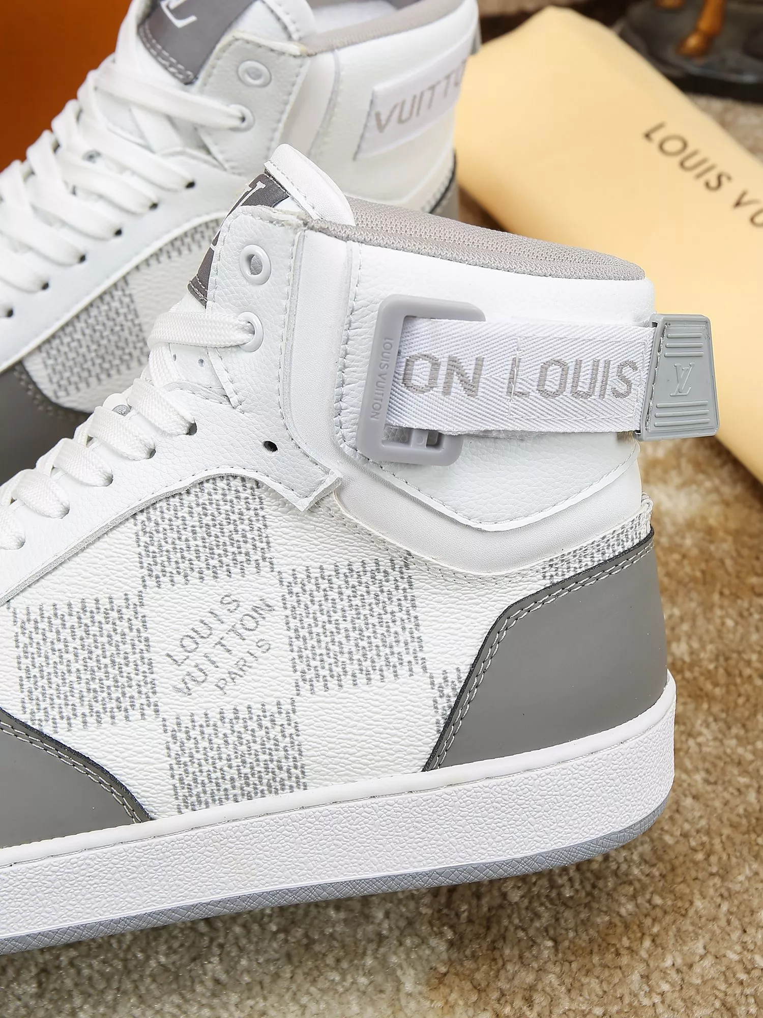Louis Vuitton High Tops Shoes For Men Durable 2113