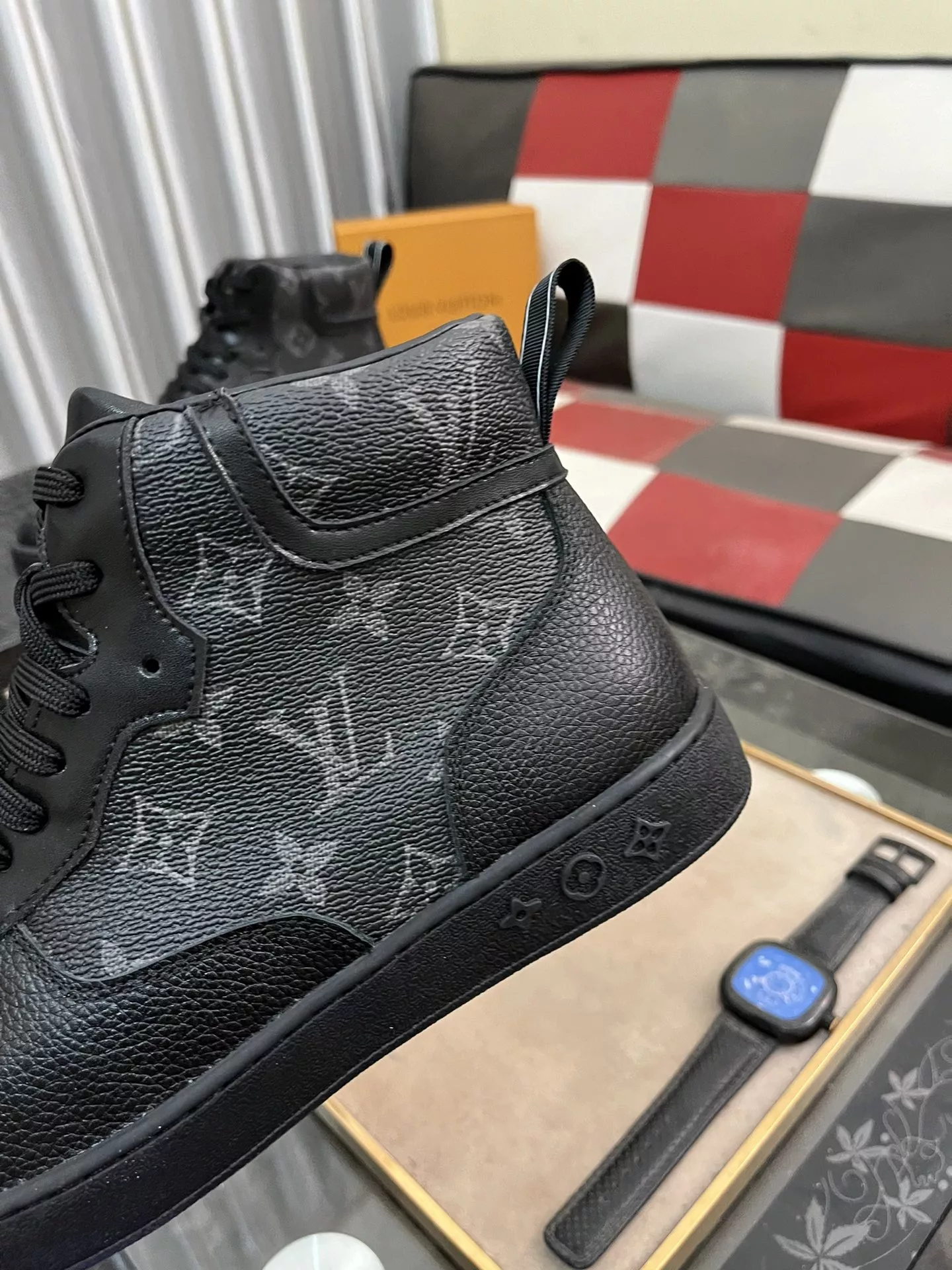 Louis Vuitton High Tops Shoes For Men Efficient 6729