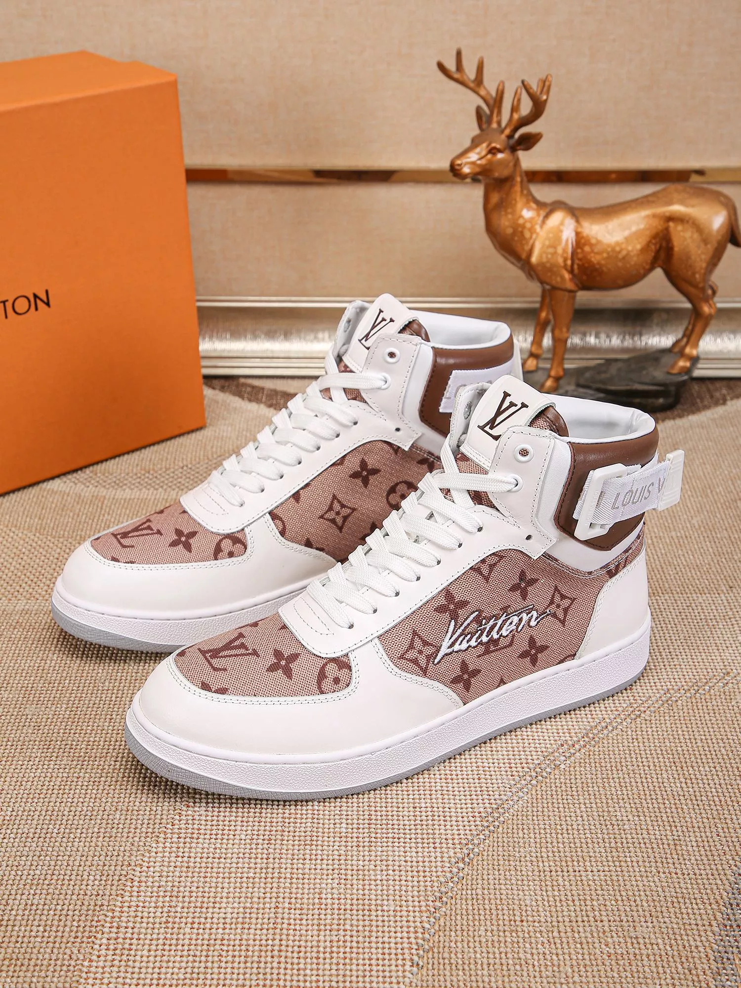 Louis Vuitton High Tops Shoes For Men Practical 3396